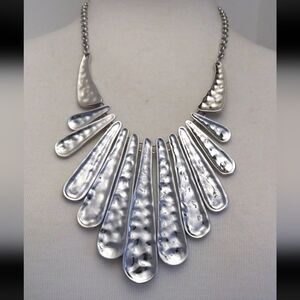 CHICOS SILVER BLADE BIB NECKLACE 16-20" NWOT